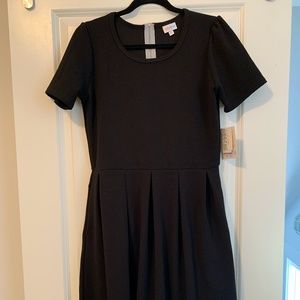 SOLID BLACK LuLaRoe Amelia